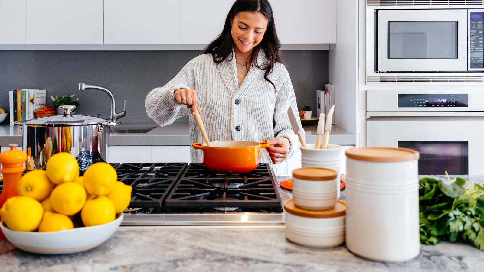 Reducing Plastic in a Renter’s Kitchen Without Going to War with It