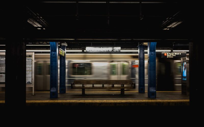 Off-Peak Commuting: How Shifting Your Work Hours Cuts Your Fare and Your Stress