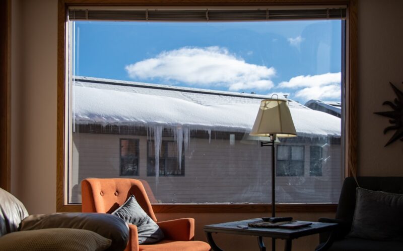Window Film and Thermal Curtains for Rented Flats: What Actually Reduces Heat Loss